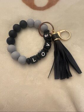 Beaded 'LOVE' Tassel Key & Card Holder Bracelet - Black & Gray